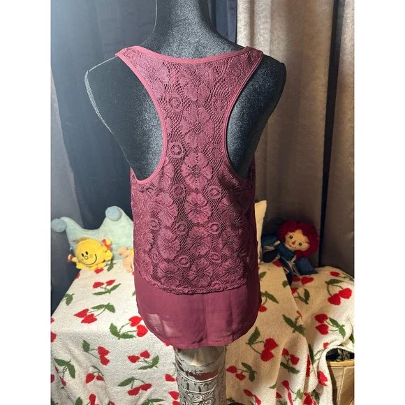 Abercrombie and Fitch tank top - Picture 3 of 5